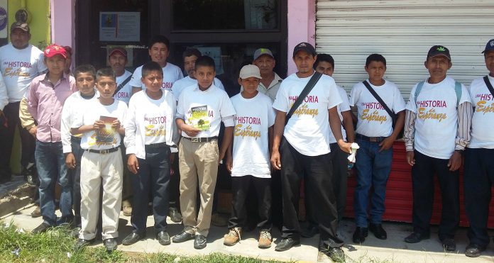Con literatura predican el evangelio