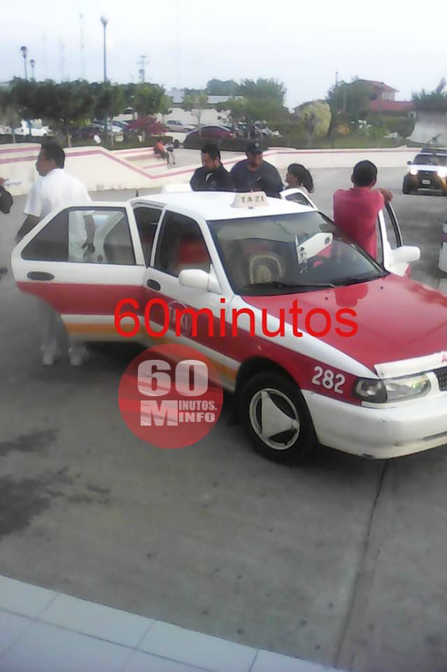 Enfermeras del hospital Dr. Pedro Coronel, ayudan a nacer a bebé en taxi