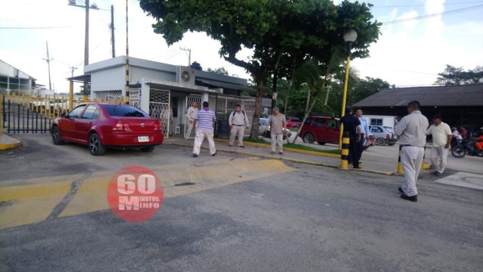 Se manifiesta trabajador petrolero