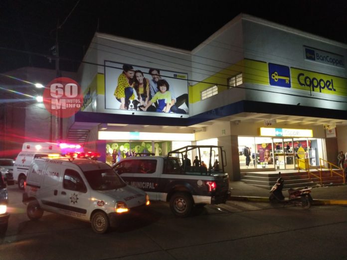 Crisis por presunto asalto en Coppel (1)