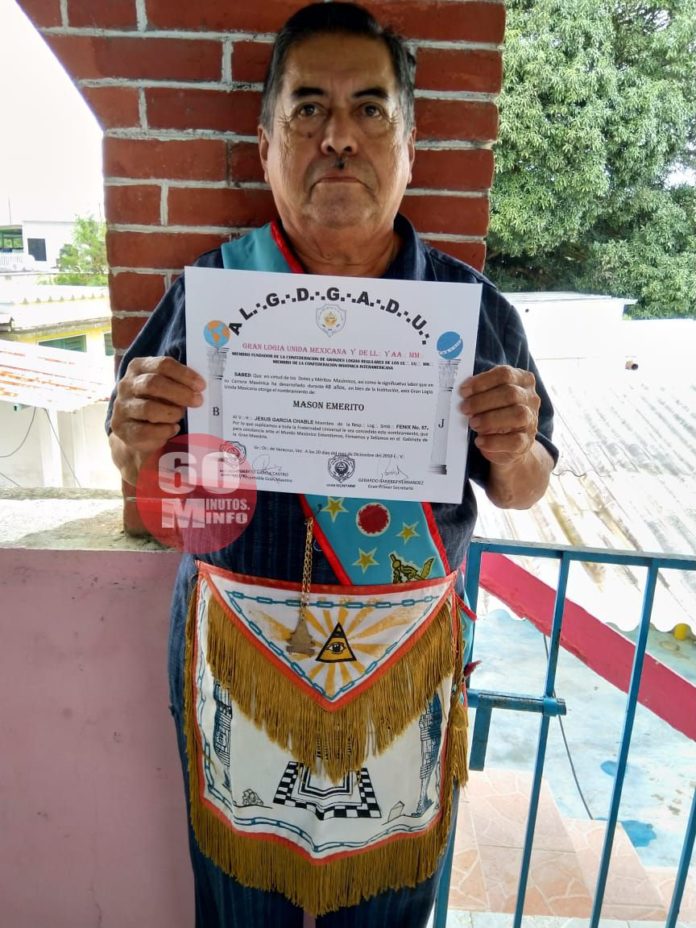 subirReconocen a Chablé por su trayectoria masónica