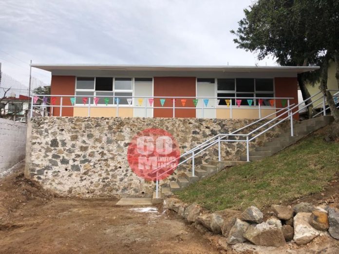 Diariamente, Secretaría de Educación entrega 4 obras de infraestructura