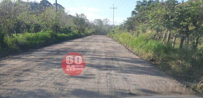 Solo operación gato realizó MADISA a carretera Las Choapas1