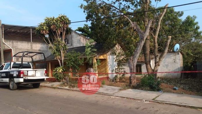 Privan de su libertad a tres personas en Isla3