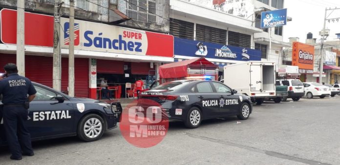 SE INFARTA EN MEDIO DE ABARROTERA