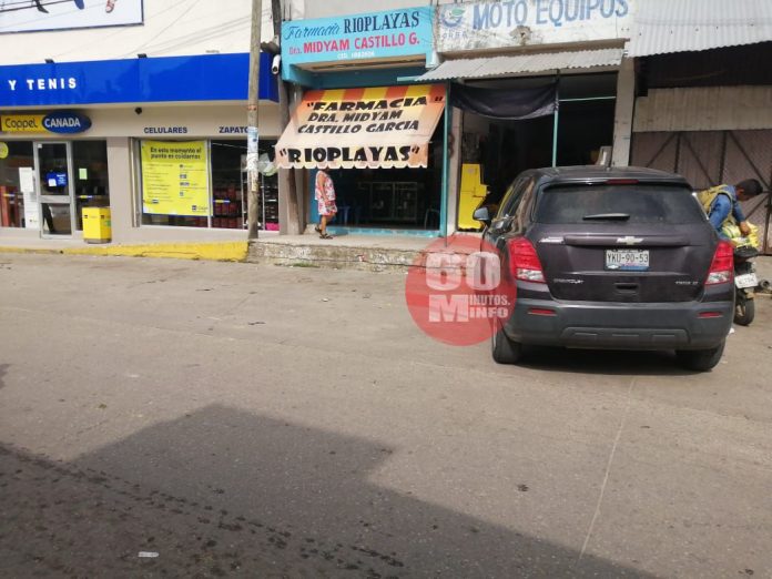 Fallece mujer en consultorio; familia se lleva el cuerpo en taxi