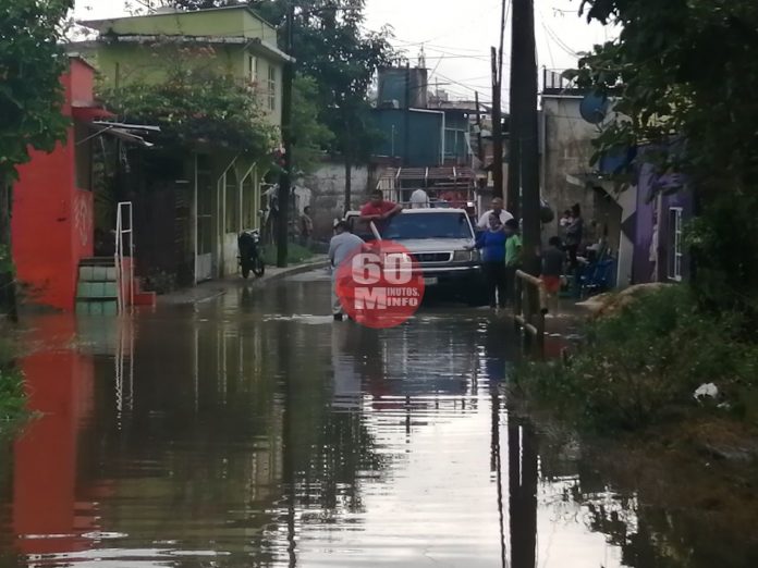 Colonias en alerta por creciente4
