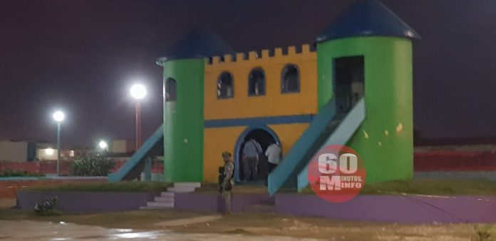 Se suicida en juegos infantiles de Coatzacoalcos