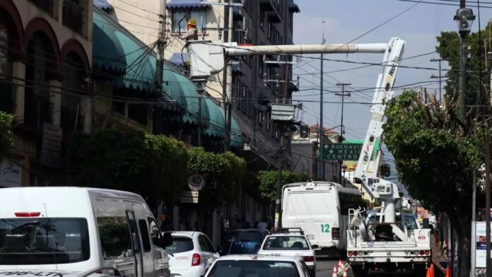 AMLO envía iniciativa preferente de reformas a la Ley de la Industria Eléctrica