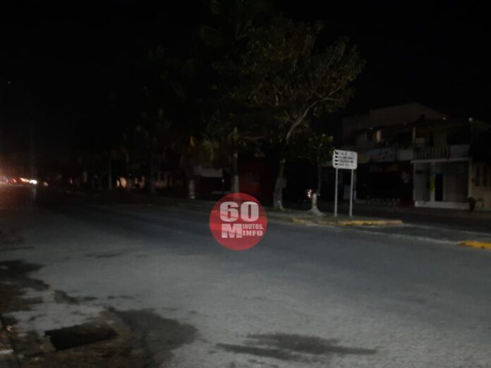 Nanchital sin luz por choque