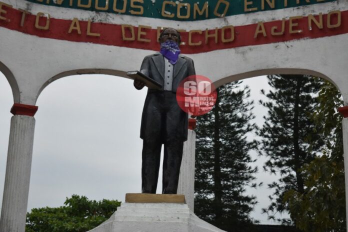 Feministas choapenses realizan protesta por el #8M