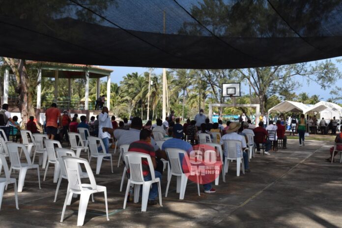 Gobierno aplicará más de siete mil vacunas contra el Covid-19 en Agua Dulce2