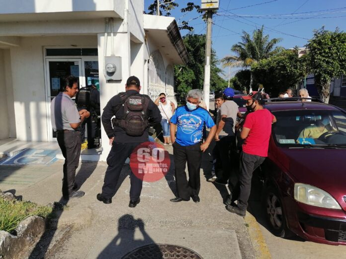 Vecinos de la colonia Agraria toman oficina de la CFE en LCH2