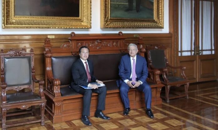 obrador y c