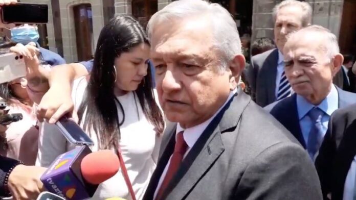 AMLO se reúne con Claudio X. González, Azcárraga, Slim Domit y otros empresarios