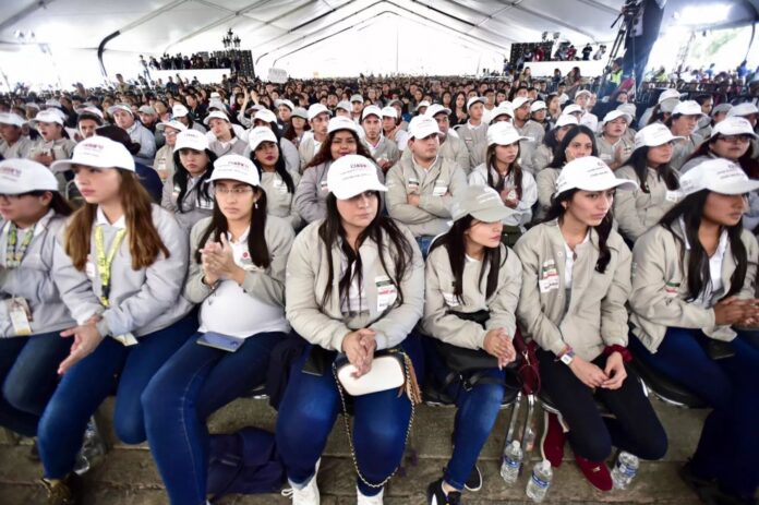 Jóvenes Construyendo el Futuro tendrán acceso a créditos de hasta 350 mil pesos