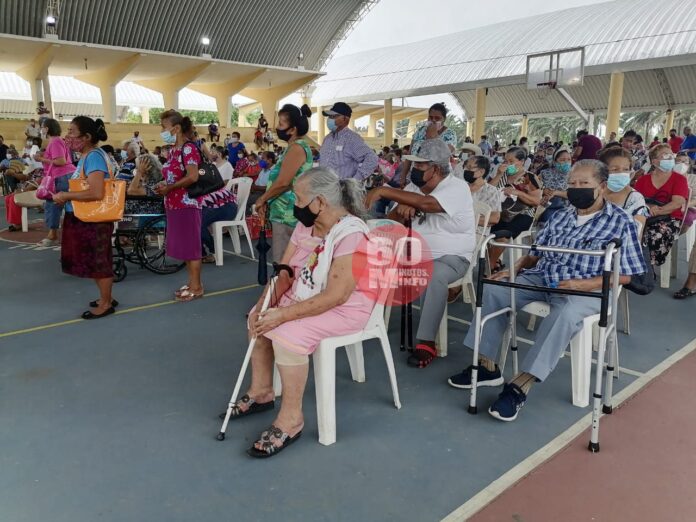 Hay 4 mil choapenses de 50 a 59 años sin ninguna dosis de vacuna