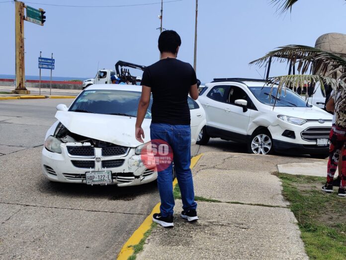 Mujer campechana choca contra familia guerrerense