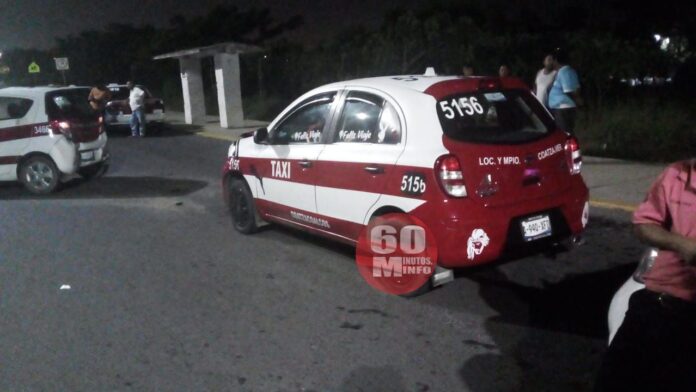 Taxi choca contra un taxi en Coatzacoalcos