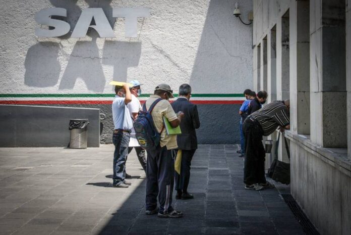 SAT Qué gastos personales son deducibles de impuestos