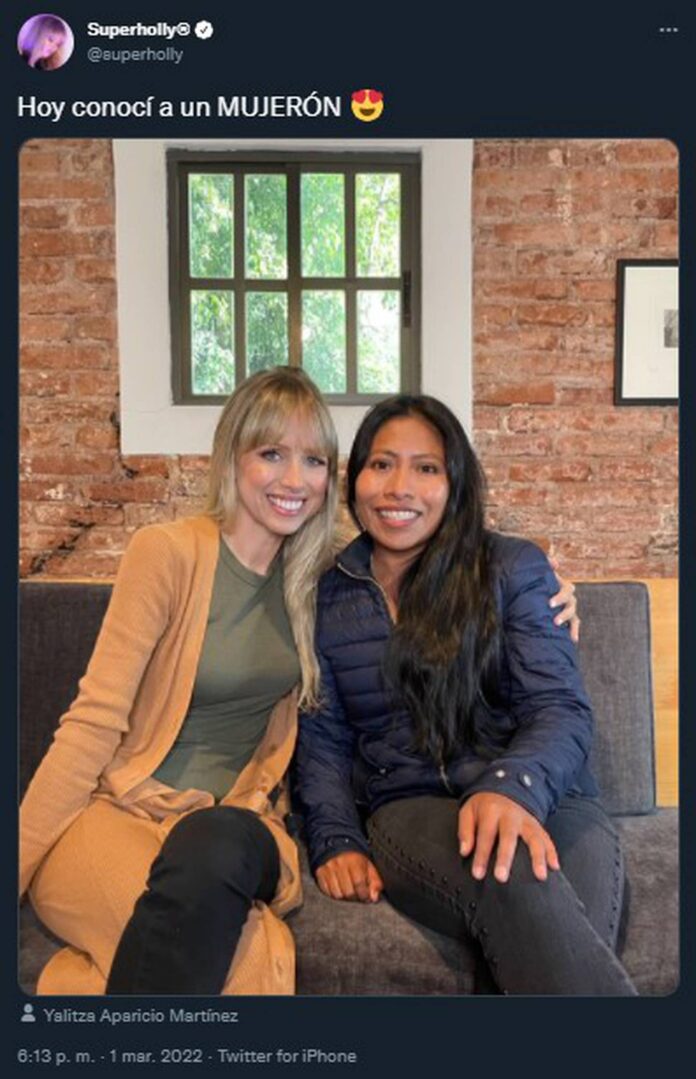 Superholly y Yalitza Aparicio se reúnen para hacer un video juntas
