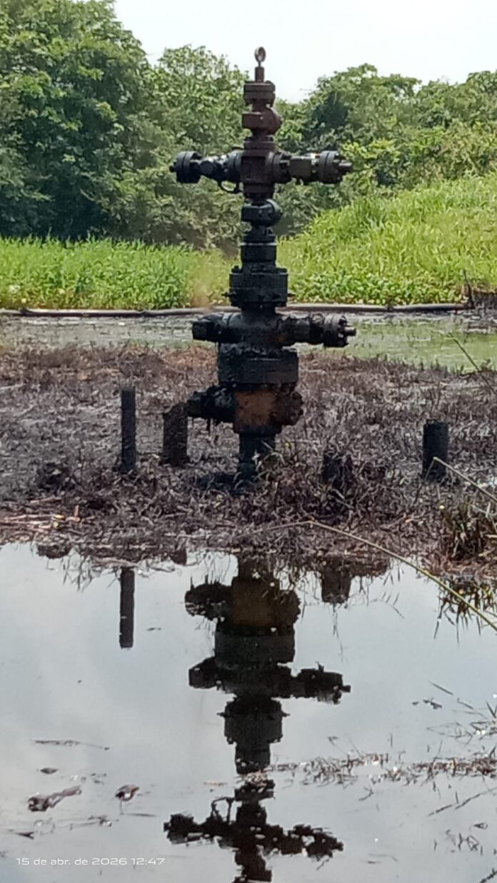 POZO PETROLERO DERRAME DE HIDROCARBURO