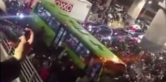 Fiesta por triunfo de México termina en tragedia: tres personas mueren cerca del Ángel de la Independencia