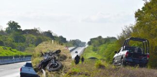 🚨 TRÁGICO ACCIDENTE EN LA AUTOPISTA 145D: PIERDE LA VIDA UN MILITAR Y SU ACOMPAÑANTE SE REPORTA GRAVE