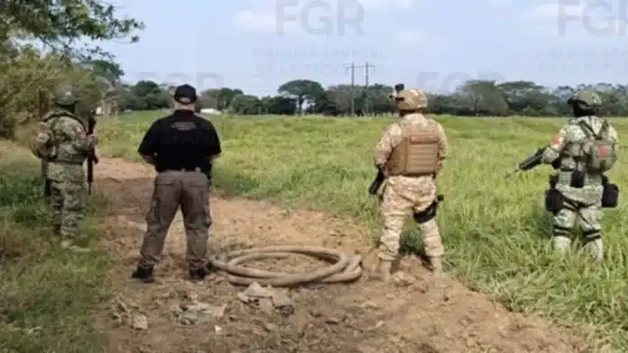 Huachicol Ciudad Isla Autoridades federales inhabilitaron una toma clandestina de presunto "huachicol" en una comunidad de Ciudad Isla