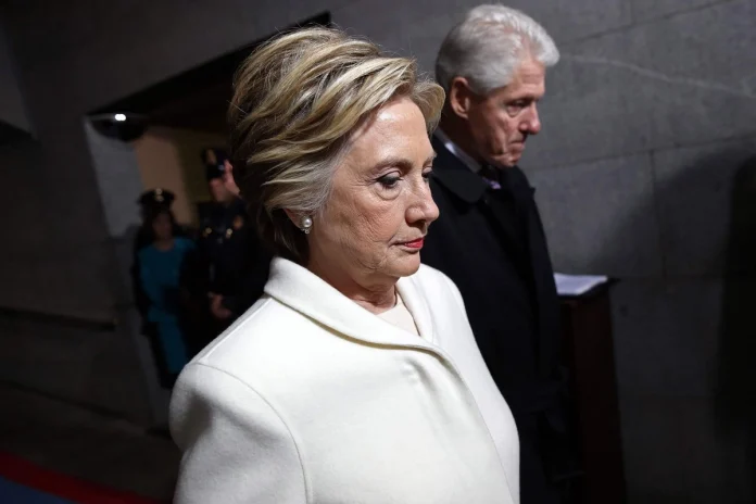 hillary-clinton-testifica-ante-congreso-de-eu-sobre-vinculos-con-epstein_cdf41373-4b7e-42b4-b215-7fa0a611ba0c_medialjnimgndimage=fullsize