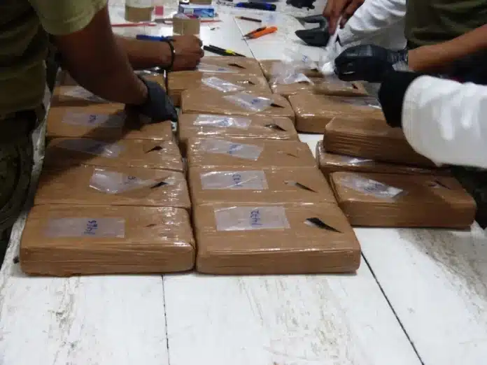indaga-fgr-robo-de-180-kilos-de-cocaina-presuntamente-cometido-por-policias-de-bc_97bdeb65-2e2d-4383-ac4d-d4ca1293e6ea_medialjnimgndimage=fullsize