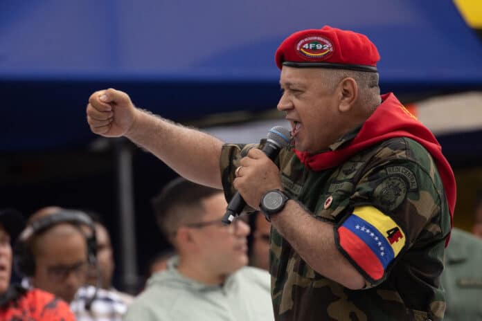 Diosdado Cabello dice que Venezuela enfrentará "lo que venga por muy duro que sea"