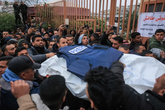 virus-mortal-aun-no-identificado-dispara-las-emergencias-en-gaza_6318eb90-a18a-4b61-9b9b-ae36e646d155_medialjnimgndimage=fullsize